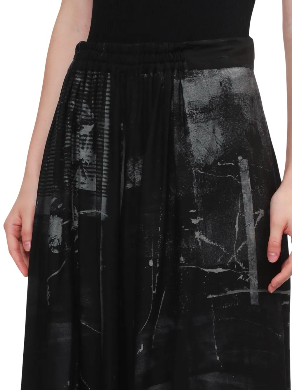 Y’s Yohji Yamamoto FW25 Cupro Abstract Print Ruched Side Waist Flowy Trousers 2 - Picture 5 of 14